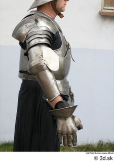 Photos Medieval Knight in plate armor 21 Medieval clothing knight…